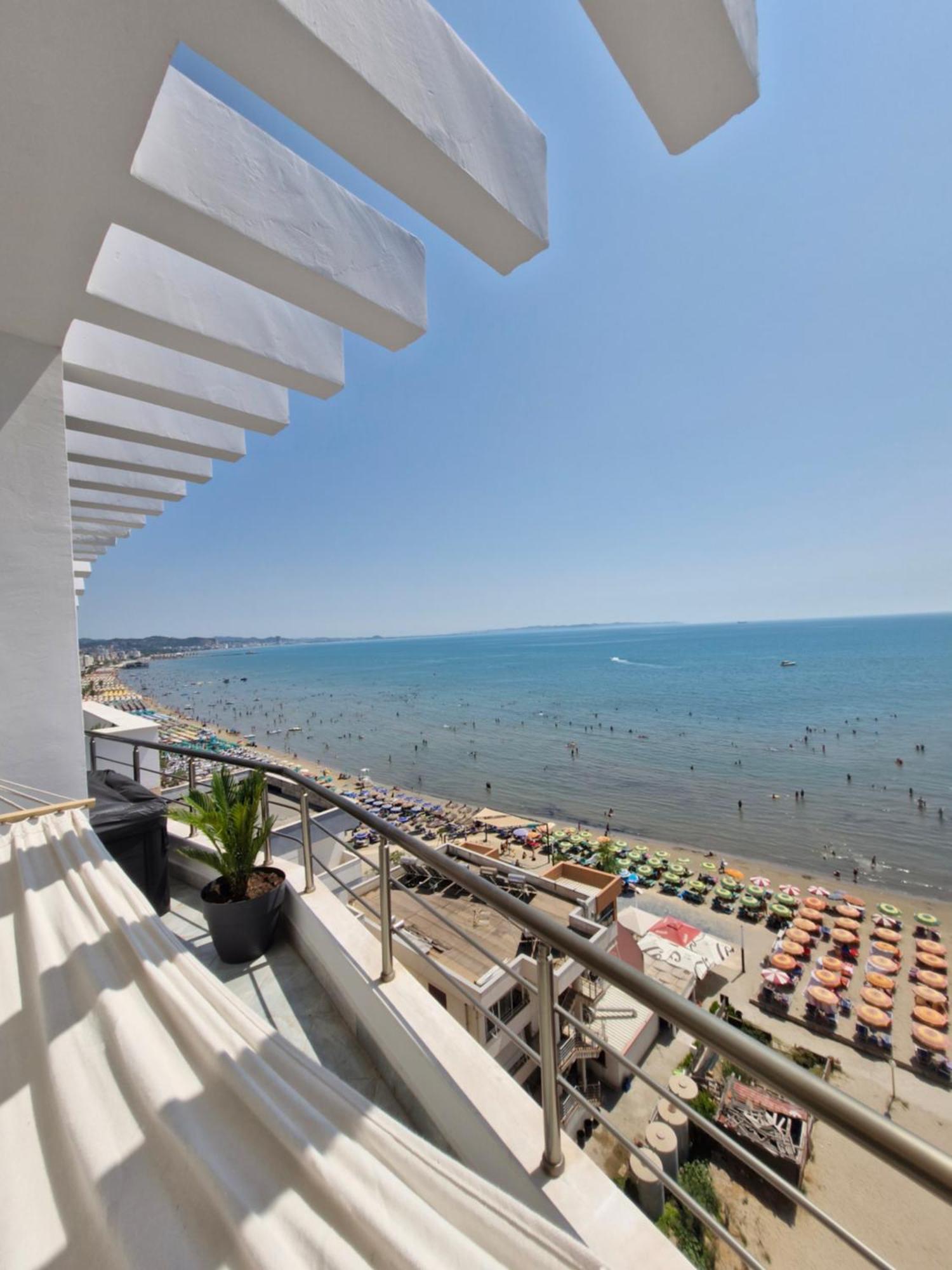 Villa Luxury Penthouse à Durrës Extérieur photo