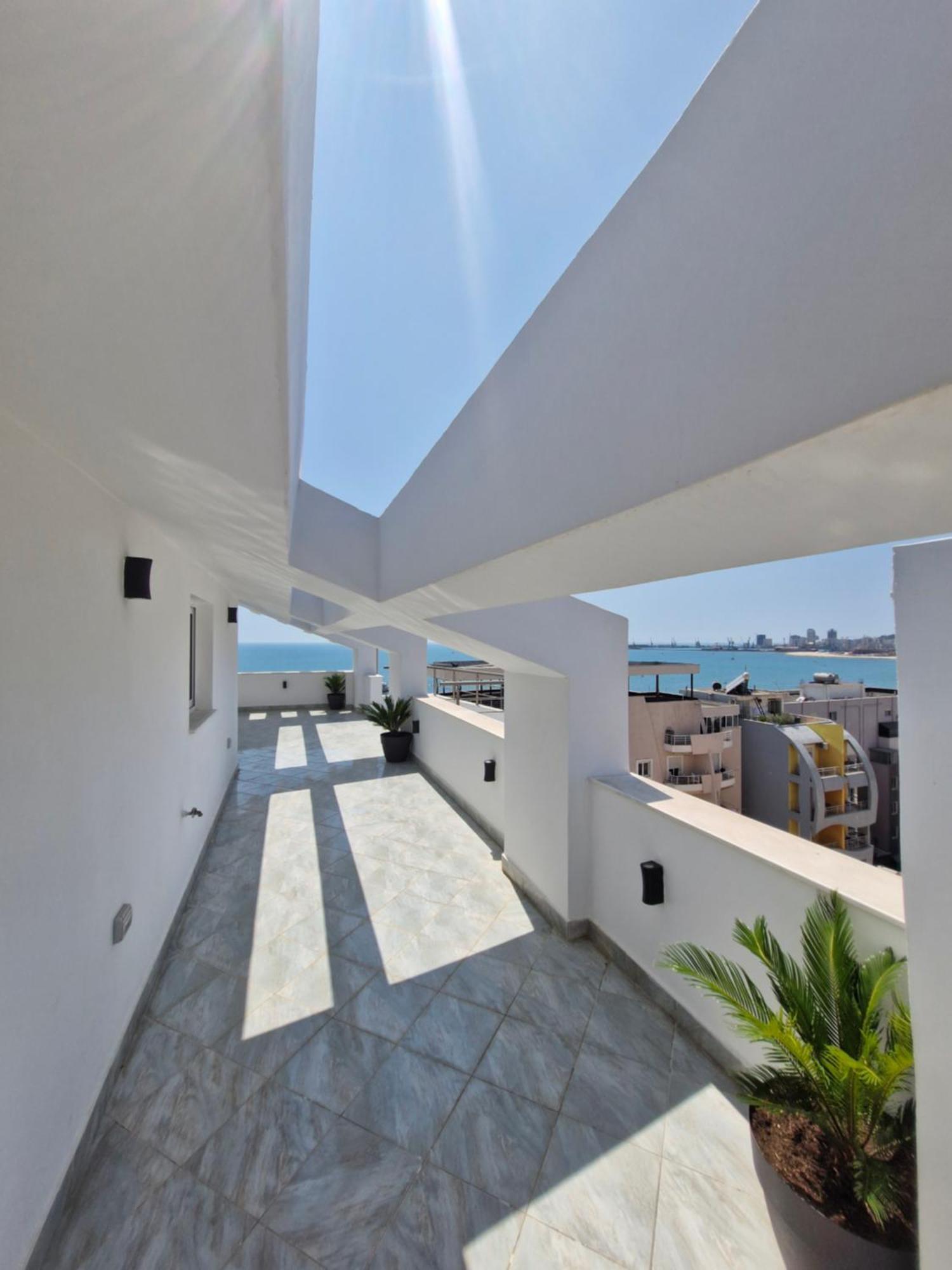 Villa Luxury Penthouse à Durrës Extérieur photo