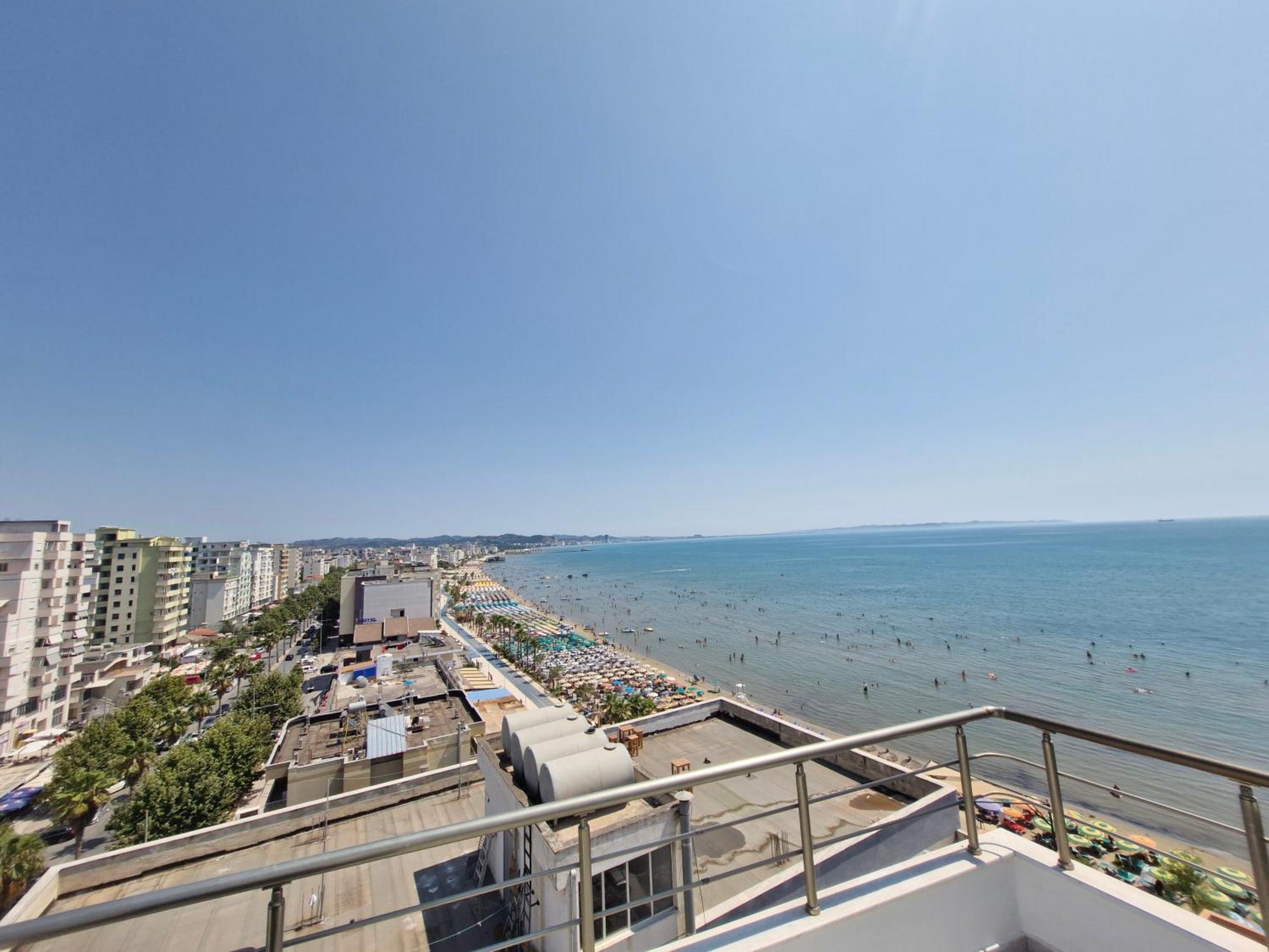Villa Luxury Penthouse à Durrës Extérieur photo