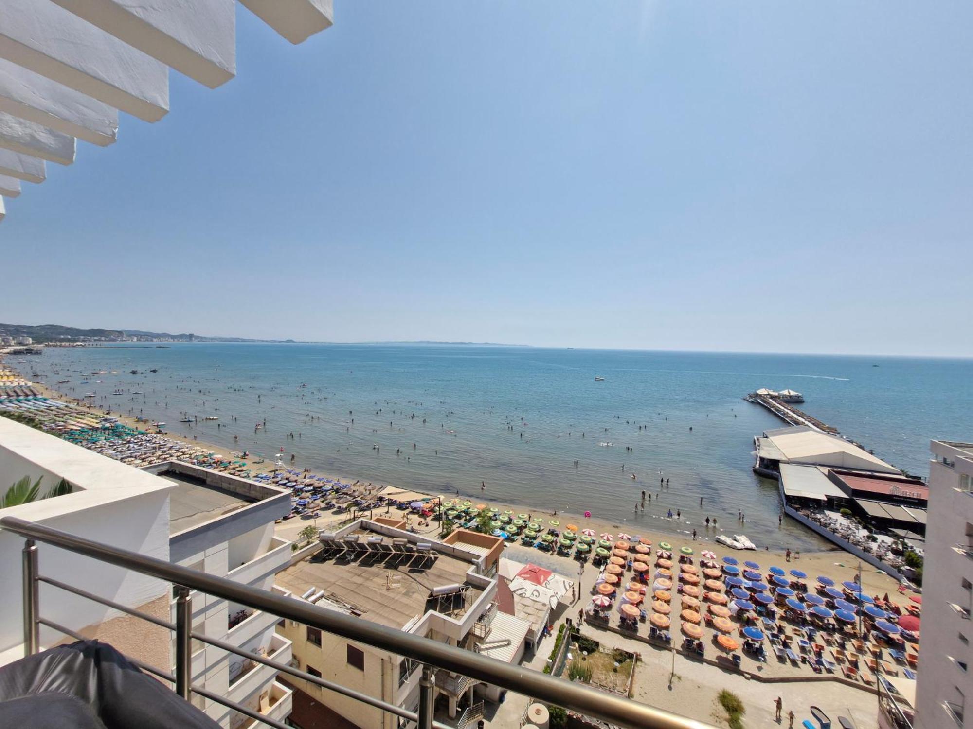 Villa Luxury Penthouse à Durrës Extérieur photo