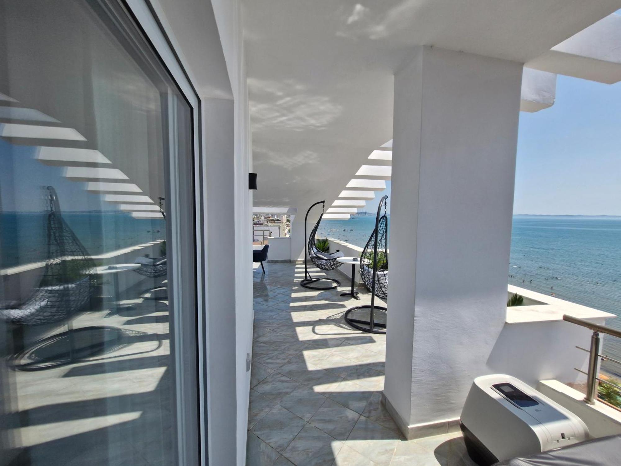 Villa Luxury Penthouse à Durrës Extérieur photo
